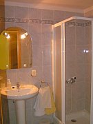 ba&ntilde;o