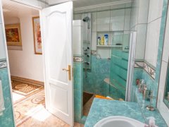 ba&ntilde;o