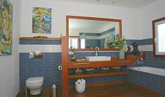 ba&ntilde;o