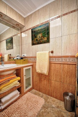 ba&ntilde;o